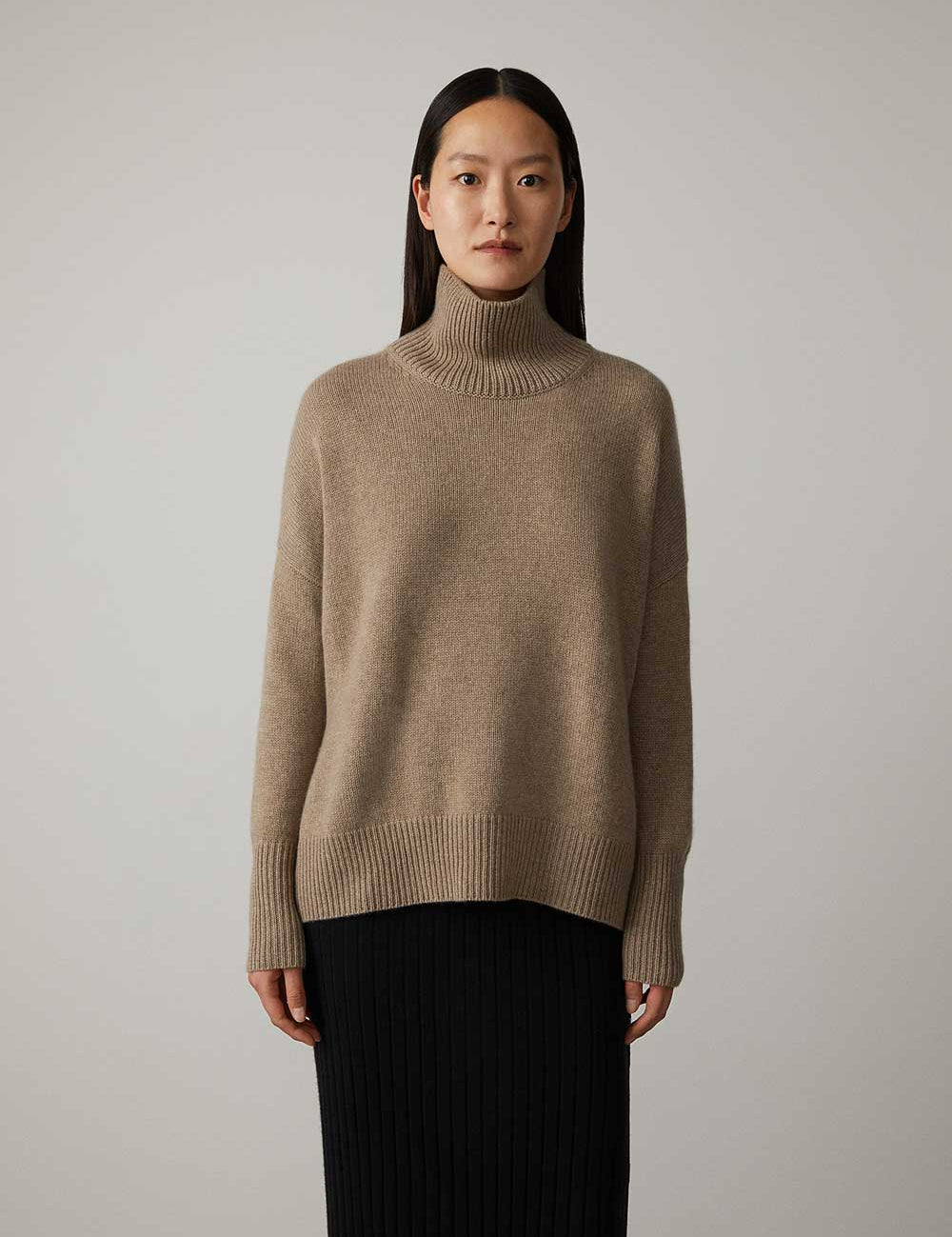 Sweater made of luxurious cashmere mix with turtlenecks-2