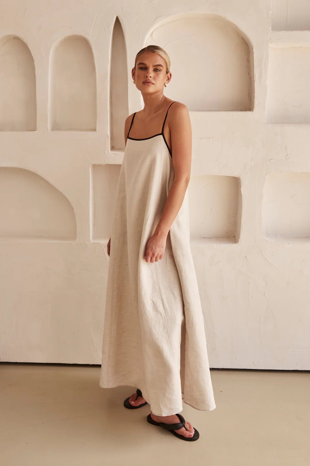 Amelia | Women's Linen Contrast-Trim Adjustable-Strap Maxi Dress 6