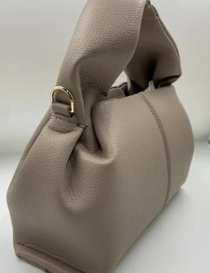 AMARA | Dumpling-Shaped Cloud Bag