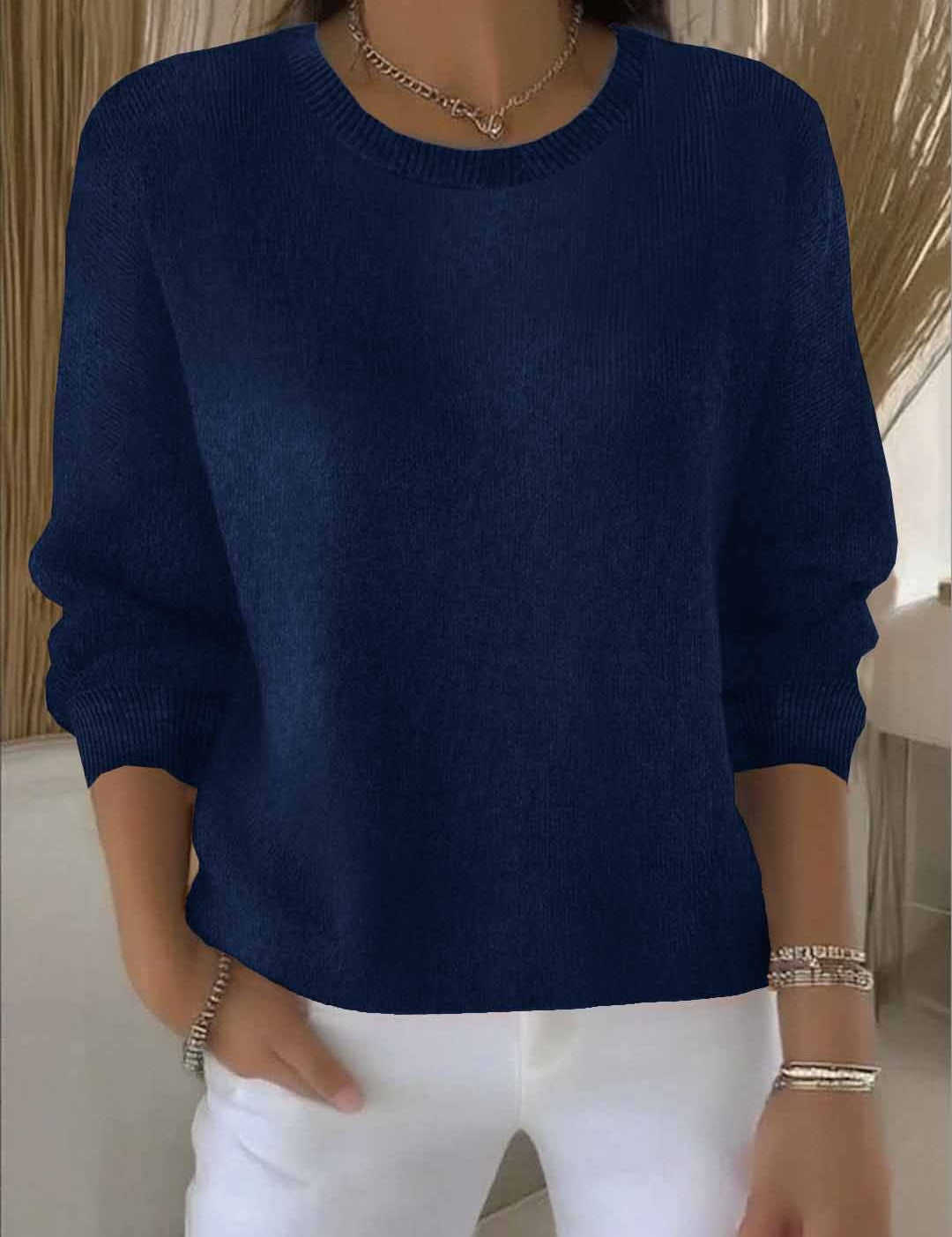 Elegant Women's Sweater for Effortless Style and Comfort - Flattering Fit, Soft Texture, Versatile for Everyday Wear 4