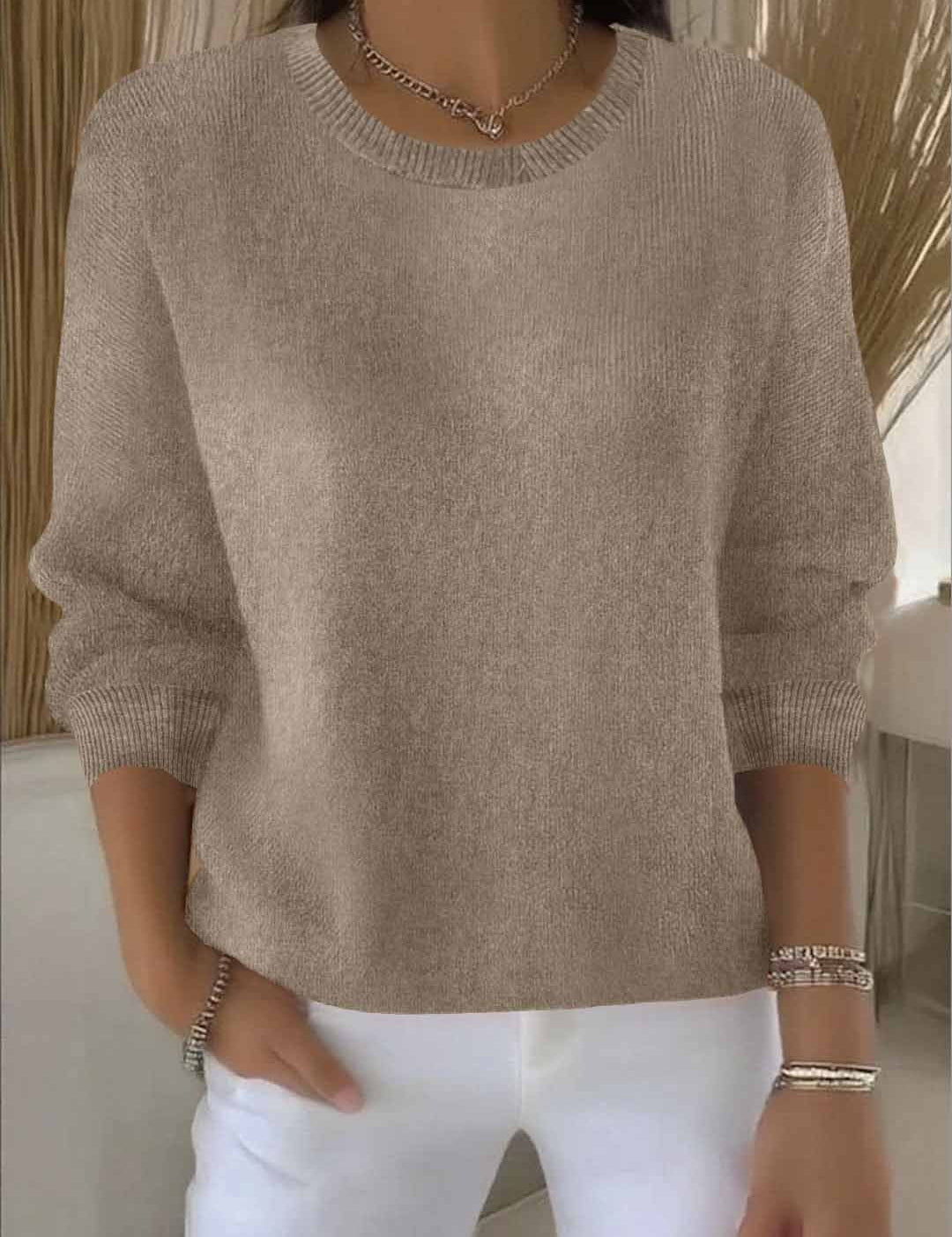 Elegant Women's Sweater for Effortless Style and Comfort - Flattering Fit, Soft Texture, Versatile for Everyday Wear 5