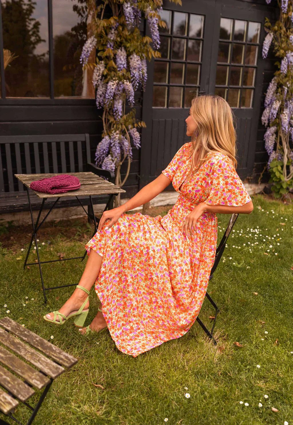 Mia | Women's Flutter-Sleeve V-Neck Floral Pleated Maxi Dresses 1