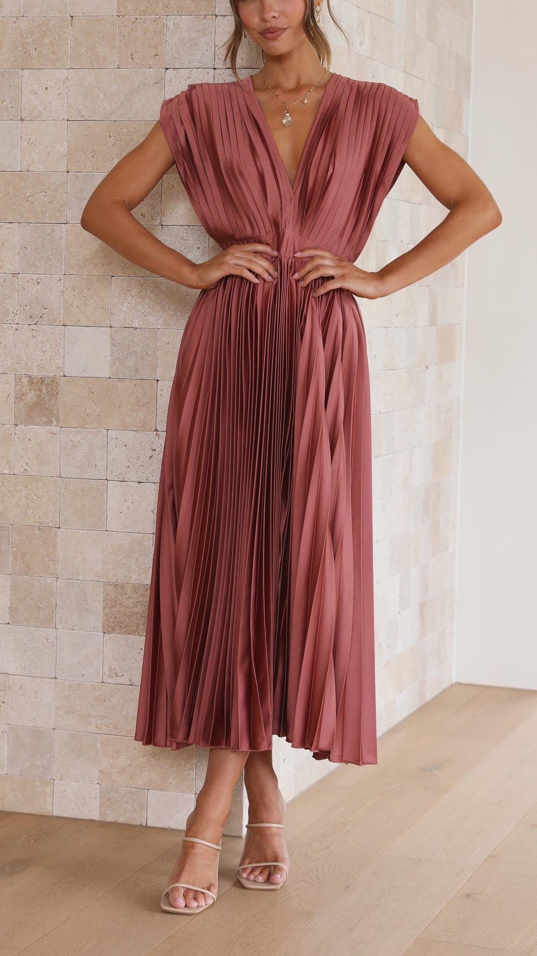 Women's Formal Maxi Dress - Elegant Pleated Summer Dress for Weddings & Special Events 1