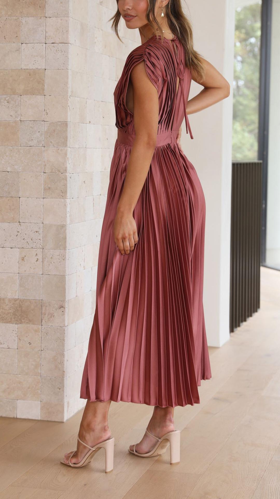Women's Formal Maxi Dress - Elegant Pleated Summer Dress for Weddings & Special Events 3