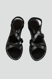 Women’s Orthopedic Flat Sandals with Arch Support and Criss-Cross Straps for Comfortable Everyday Wear 1