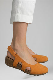 Women's Orthopedic Sandals with Adjustable Strap and Arch Support for All-Day Comfort 3
