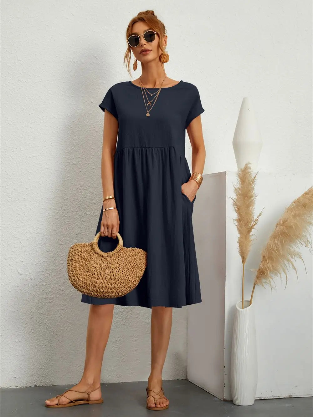 Women's Summer Dress with Pockets - Casual Lightweight White Maxi Dress for Effortless Style 5