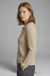 Women's Top - Open Neck Casual Blouse with Three-Quarter Sleeves for Effortless Style 4