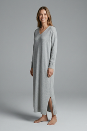 Women’s V-Neck Maxi Dress with Long Sleeves and Side Slits 3