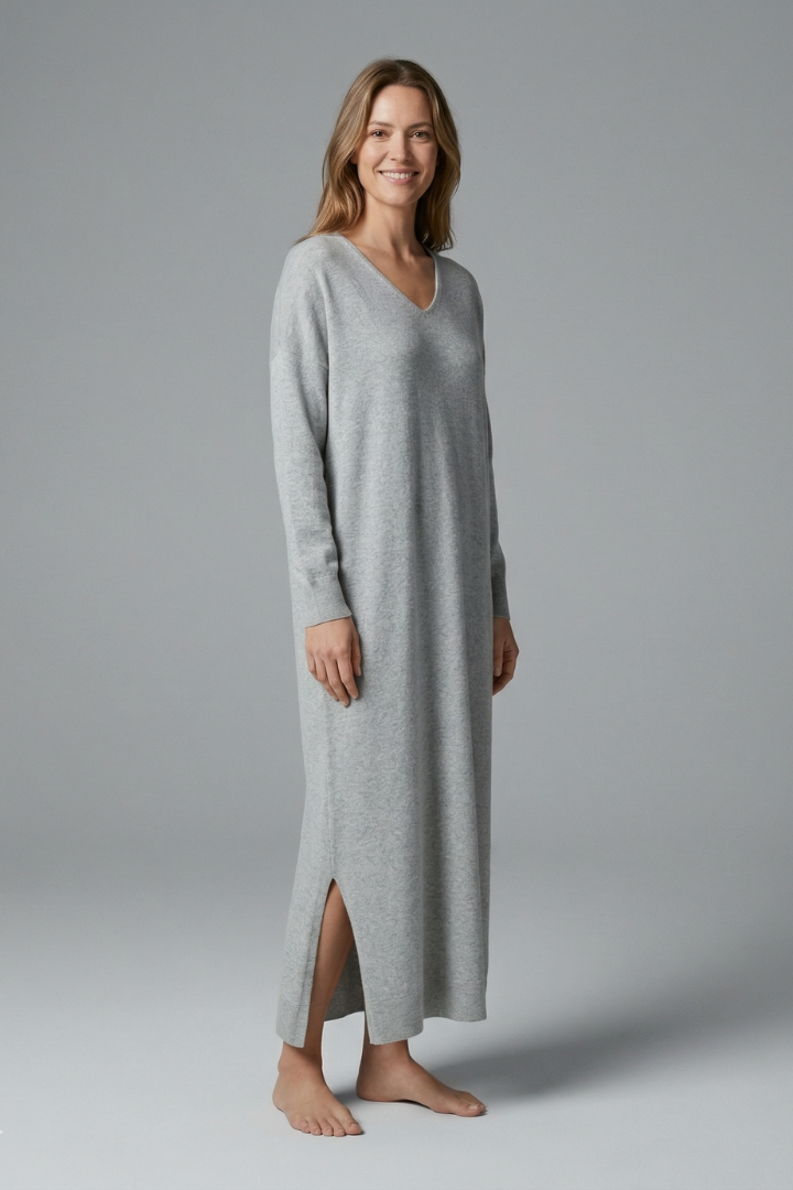 Women’s V-Neck Maxi Dress with Long Sleeves and Side Slits 4