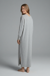 Women’s V-Neck Maxi Dress with Long Sleeves and Side Slits 5